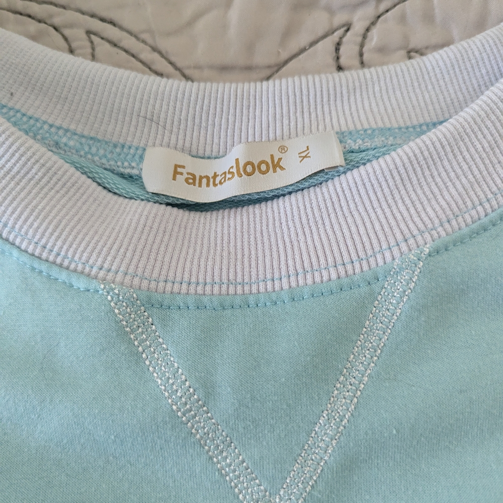 Fantaslook Sweatshirt - Picture 2 of 8